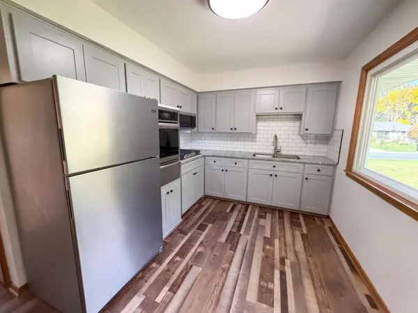 5964 Decatur AVE N, New Hope, MN 55428