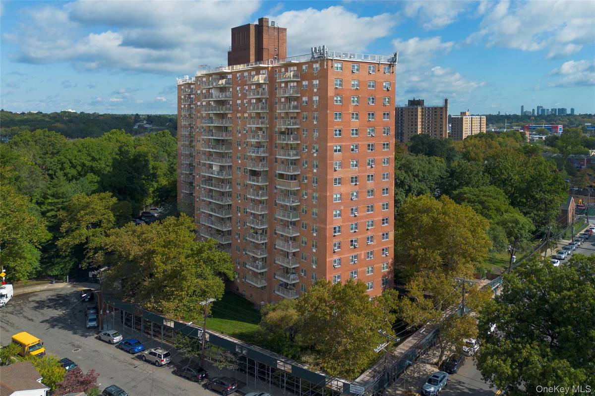 3410 De Reimer AVE #12I, Bronx, NY 10475