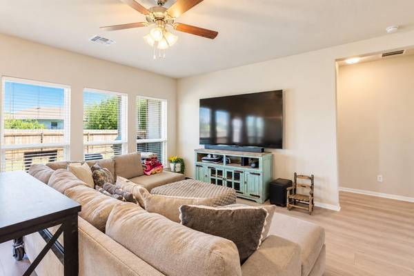 1125 Lakeway Crossing DR, Temple, TX 76502