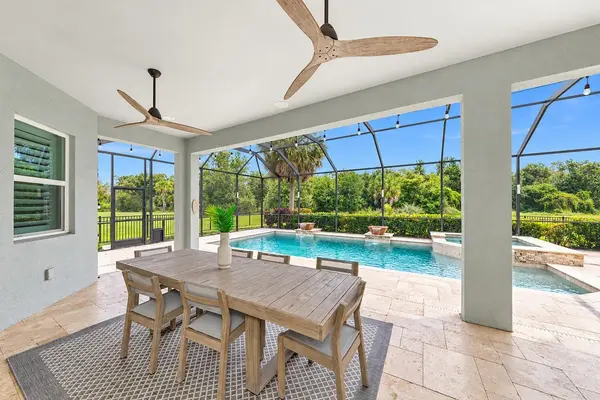 6233 RIVO LAKES BLVD, Sarasota, FL 34241