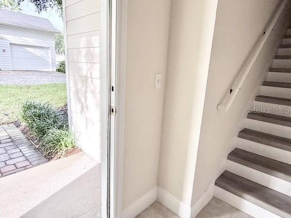 417 SOUTHERN PECAN CIR #208, Winter Garden, FL 34787