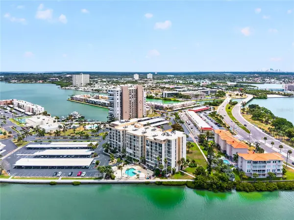 7400 SUN ISLAND DR S #203, South Pasadena, FL 33707