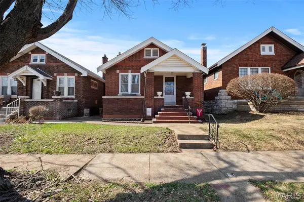 4726 Eichelberger ST, St Louis, MO 63116
