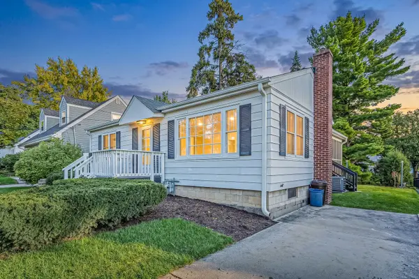 311 Elm ST, Glen Ellyn, IL 60137