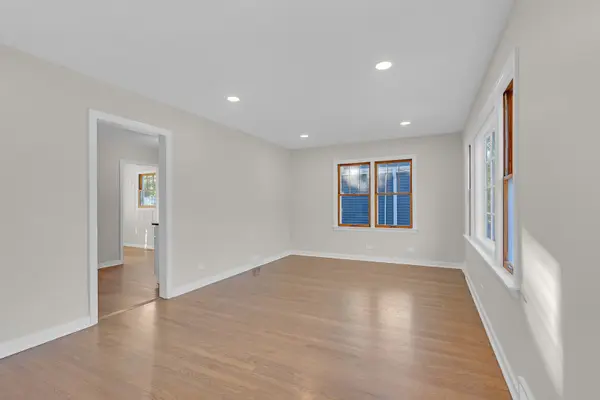 311 Elm ST, Glen Ellyn, IL 60137