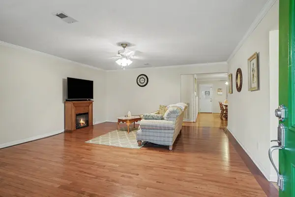 110 Lynn Dr, Gallatin, TN 37066