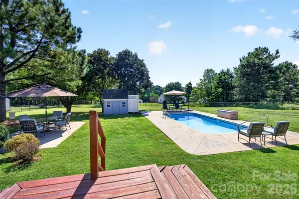 171 Pleasant DR, Statesville, NC 28677