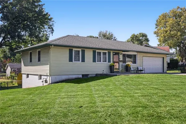 3900 S Delaware AVE, Independence, MO 64055