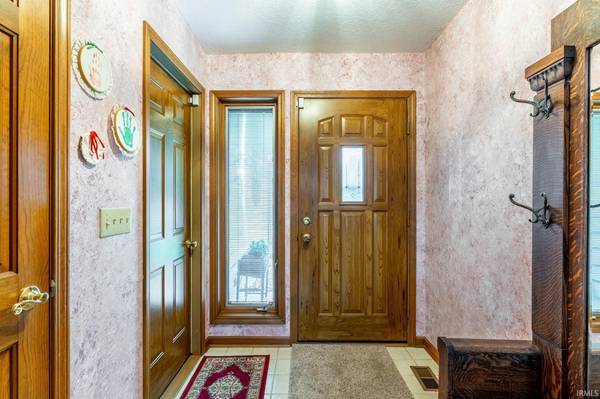 6324 Talbot CT, Fort Wayne, IN 46815