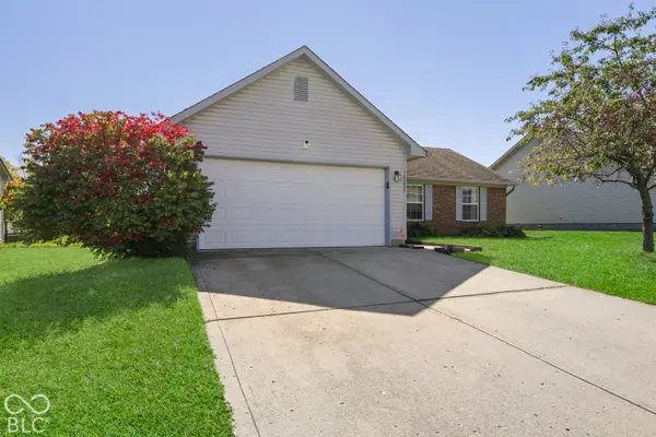 10223 Park Valley, Indianapolis, IN 46229