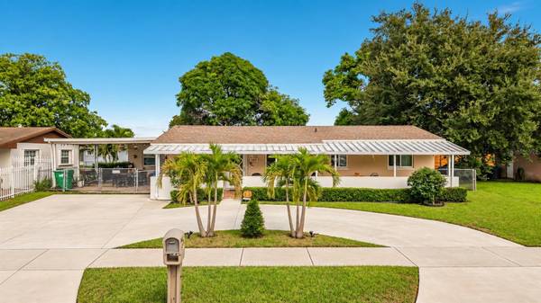 19731 NW 33RD AVE, Miami Gardens, FL 33056