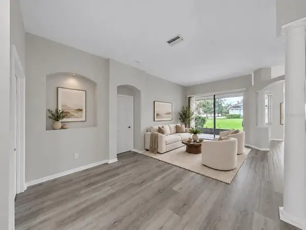 9310 MANGROVE CT, Tampa, FL 33647