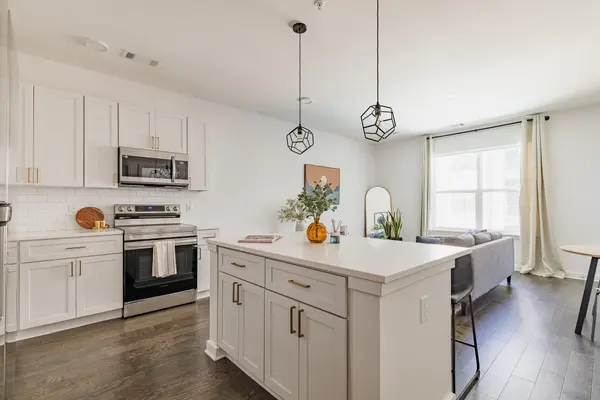 1677 54th Ave #N #230, Nashville, TN 37209