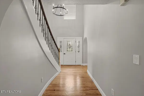 12801 Peach View Drive, Knoxville, TN 37922