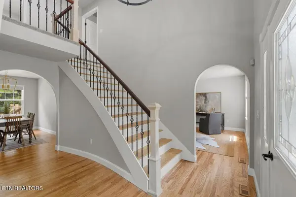 12801 Peach View Drive, Knoxville, TN 37922