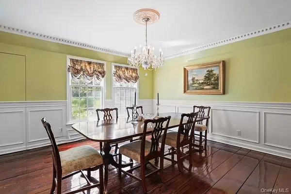 33 Peters LN, Pound Ridge, NY 10576