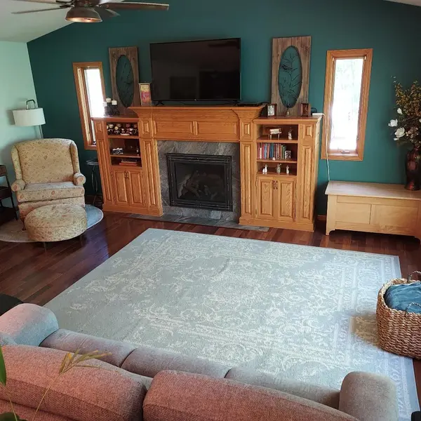 303 185th ST, Alden Twp, WI 54026