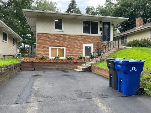 1403 Galtier ST, Saint Paul, MN 55117