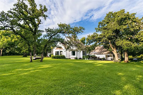 9 N Oakwood DR, Forest Park, OK 73121