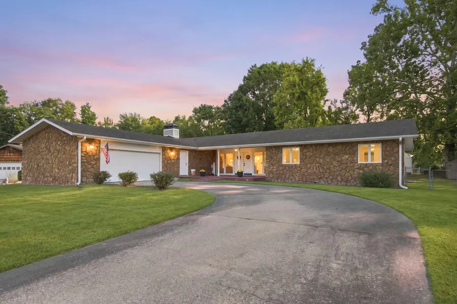 620 Parnell CIR, Branson, MO 65616