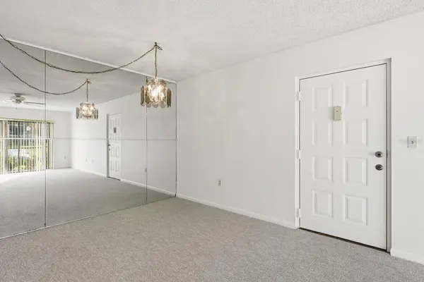 1871 PINE RIDGE WAY W #E1, Palm Harbor, FL 34684