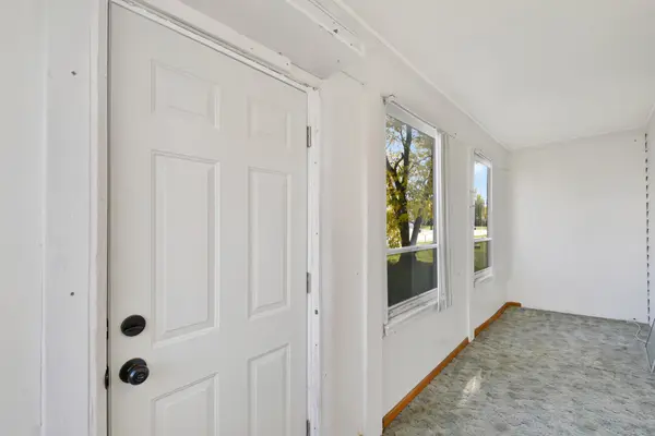 523 FRONT ST N, Barnesville, MN 56514