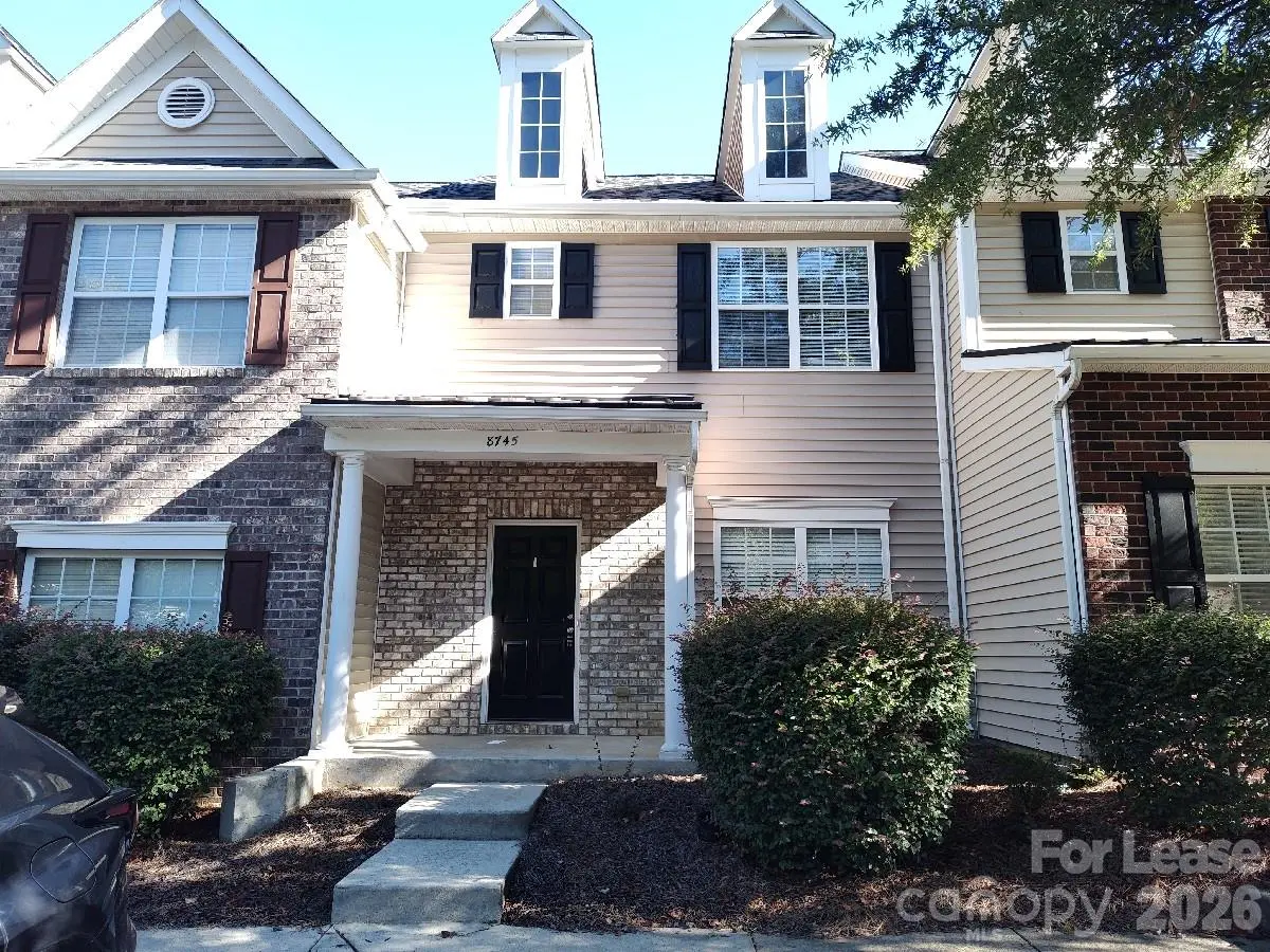 8745 Wandering Creek WAY, Charlotte, NC 28227