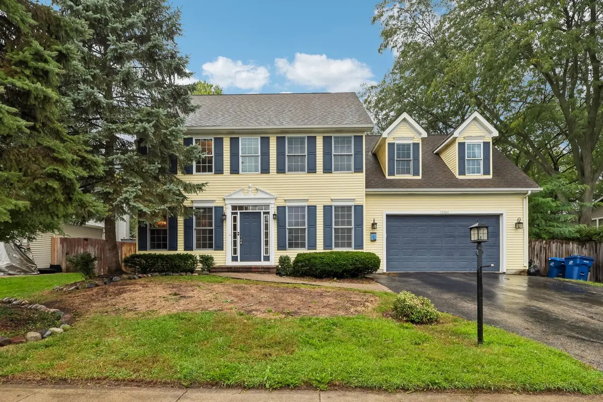 33584 N Almond RD, Grayslake, IL 60030
