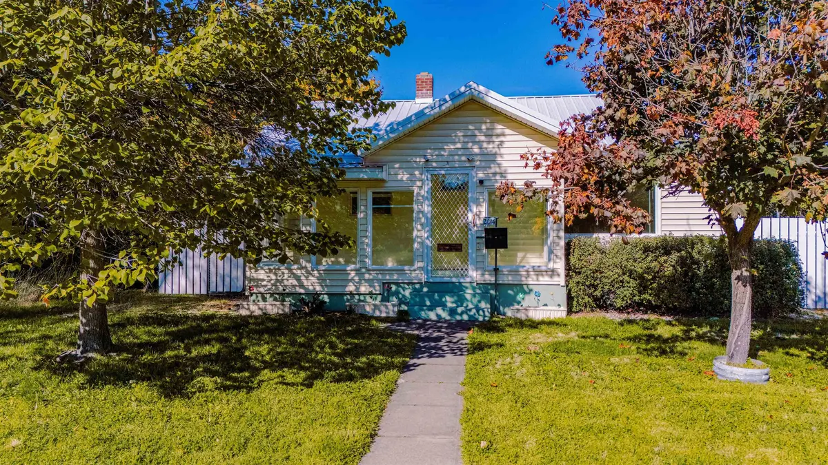 2014 W Shannon Ave, Spokane, WA 99205