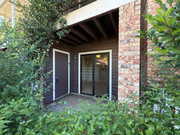 1601 Faro DR #103, Austin, TX 78741