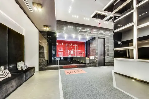 318 Richmond ST W #404, Toronto C01, ON M5V 0B4