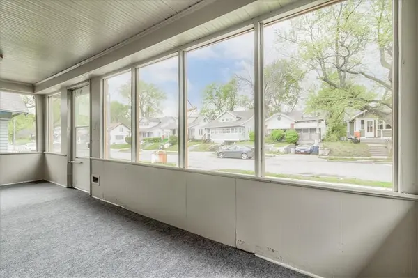6015 Park AVE, Kansas City, MO 64130