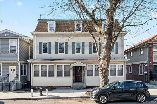1524 124th ST, College Point, NY 11356