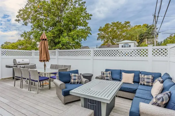 1103 Laux PL, Bellmore, NY 11710