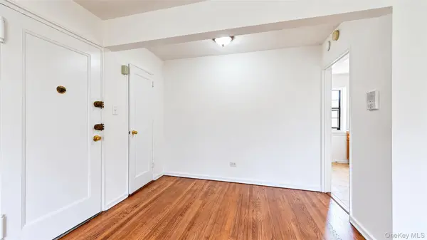 78-43 147th Street #3V, Kew Garden Hills, NY 11367