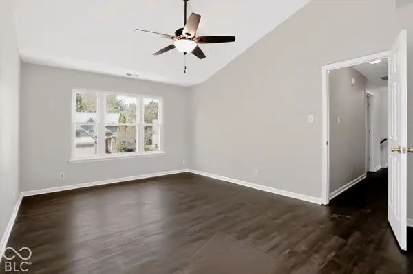 7965 Austrian Pine DR, Indianapolis, IN 46268