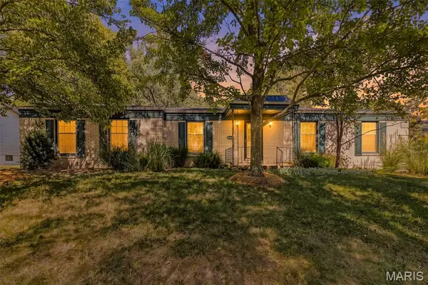 1766 Seven Pines DR, St Louis, MO 63146