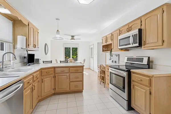 1109 Michael ST, Lockport, IL 60441