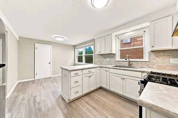 4628 N Sayre AVE #G, Harwood Heights, IL 60706