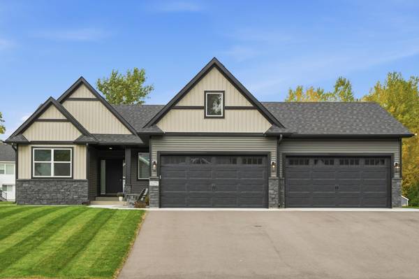 11273 195th CIR NW, Elk River, MN 55330