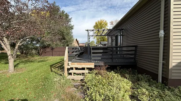 237 S Paul ST, Appleton, MN 56208