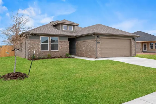4717 Elkmont LN, Edmond, OK 73003