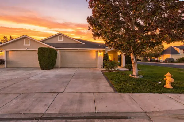 3597 Waterford St, Richland, WA 99352