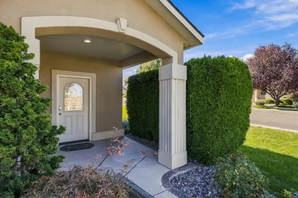 3597 Waterford St, Richland, WA 99352