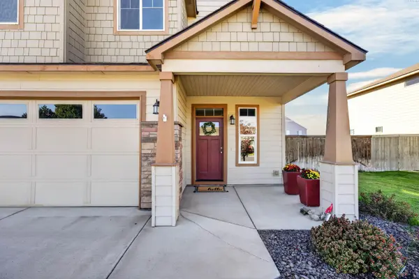 6108 Somerset Lane, Pasco, WA 99301