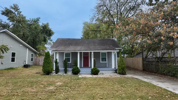 302 28th St, Old Hickory, TN 37138