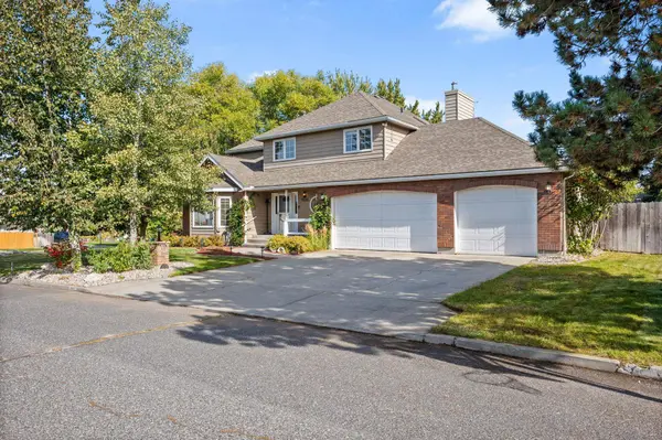 9806 N Ridgecrest Dr, Spokane, WA 99208