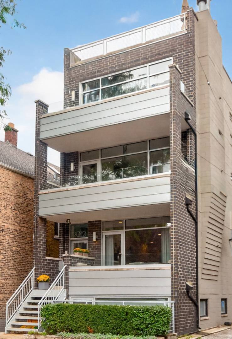 2012 W Shakespeare AVE #1, Chicago, IL 60647