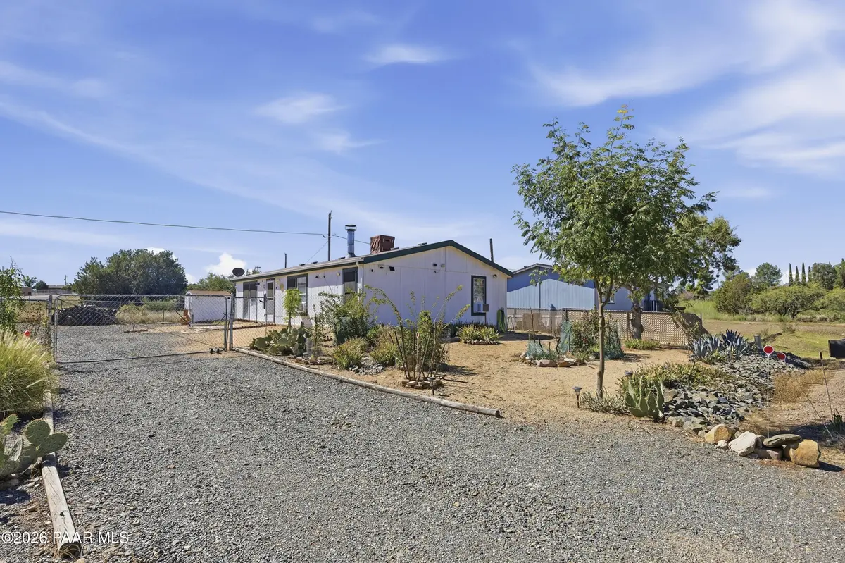 20611 E Quail Run DR, Mayer, AZ 86333