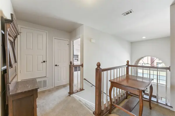 411 Steeplechase DR, Georgetown, TX 78626